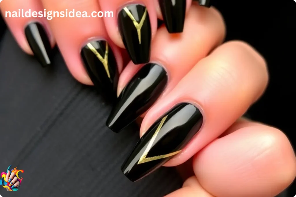 Black and Gold Geometric Nails for New Year Eve