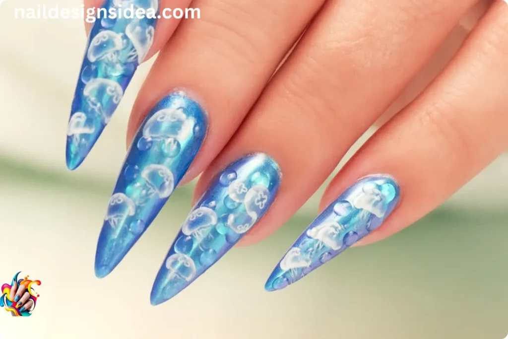 Underwater Bubble Nails